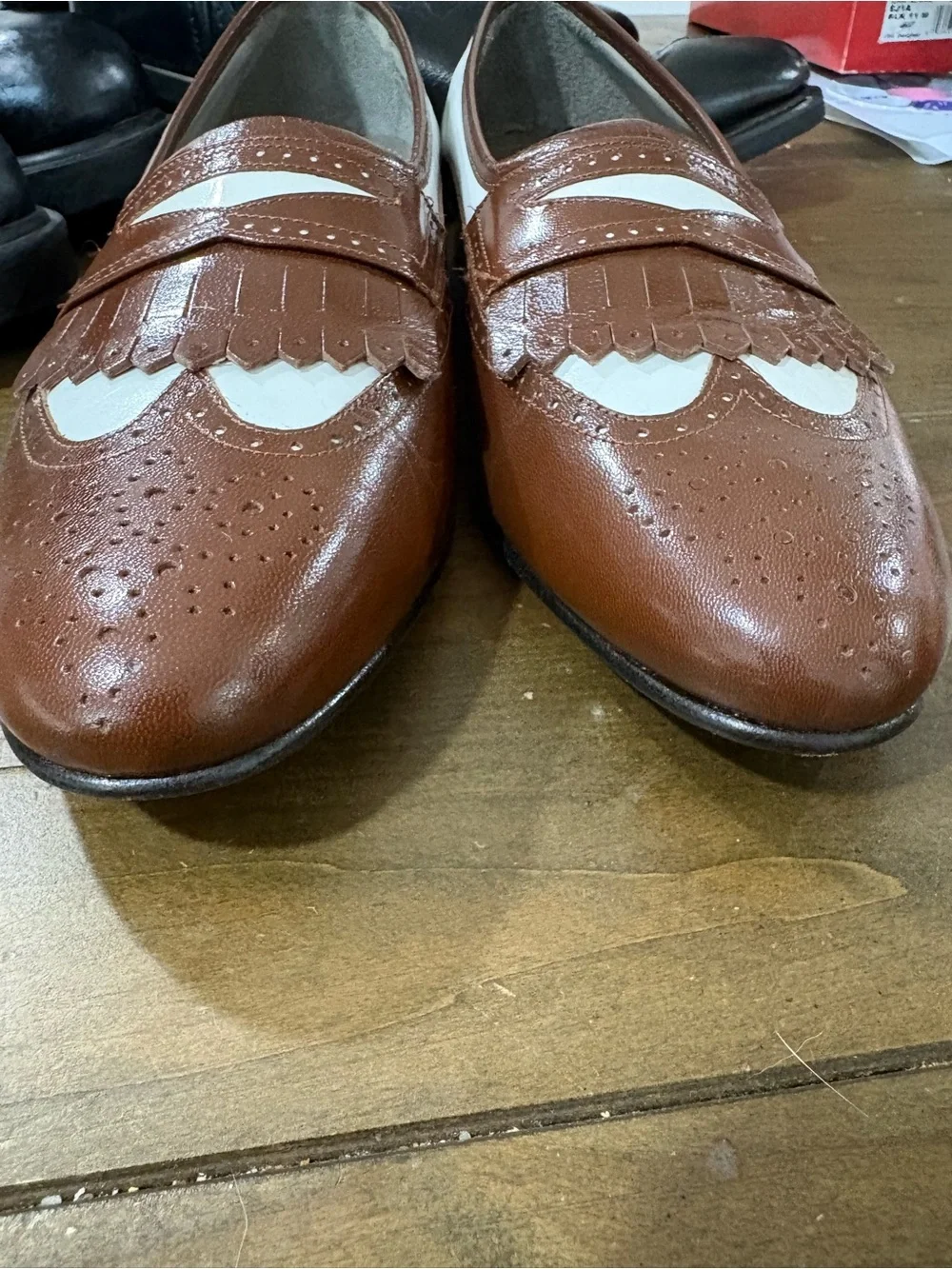 80s does 40s wingtips